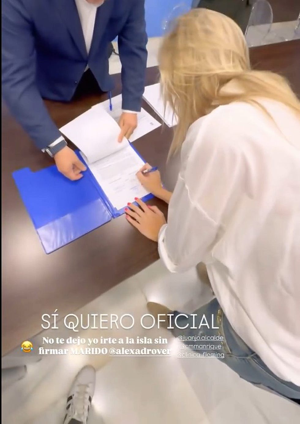 patry montero firma los papeles de su matrimonio con alex adrover