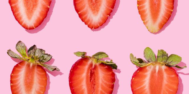 https://hips.hearstapps.com/hmg-prod/images/pattern-of-rows-of-fresh-halved-strawberries-lying-royalty-free-image-1663609925.jpg?crop=0.883xw:0.360xh;0.0657xw,0.130xh&resize=640:*