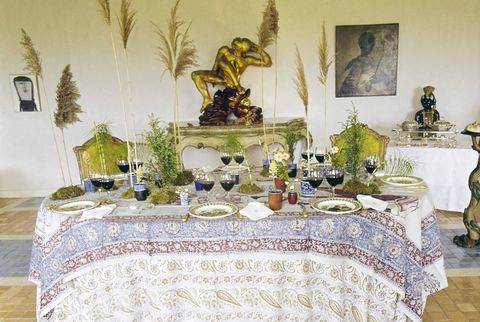 patterned tablecloth de rothschild veranda