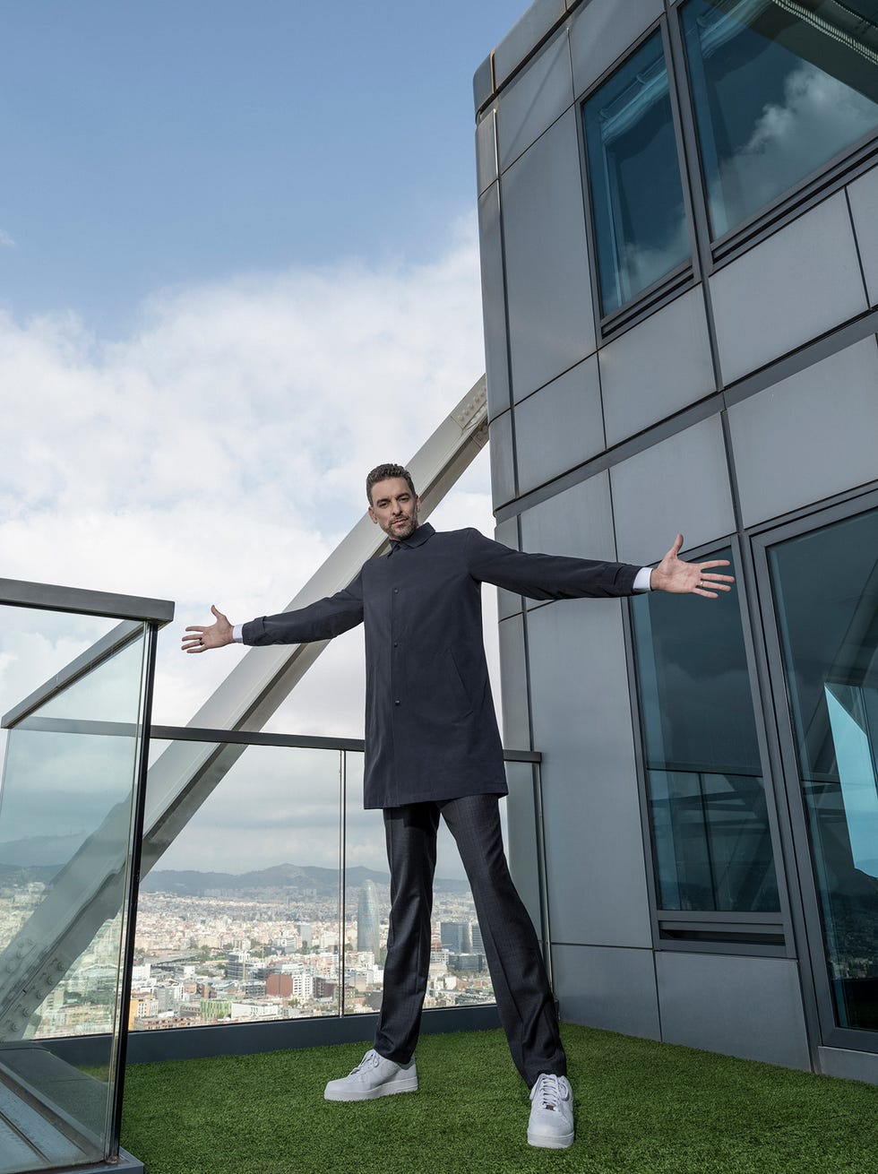 pau gasol en portada de la revista esquire