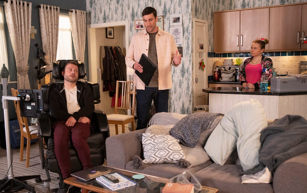 Coronation Street Spoilers - Kit To Betray Bernie As Paul And Gemma 