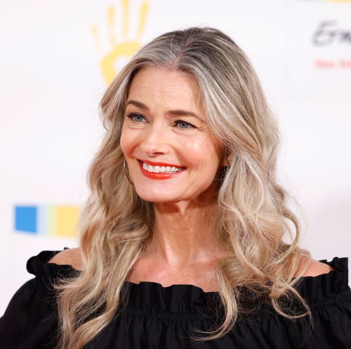 Paulina Porizkova Reveals the 'Best Ever' Sandals She Loves for 'Walking All Day'
