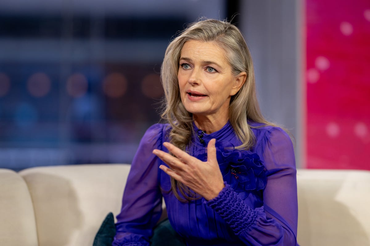 Paulina Porizkova Talks Aging With Maria Shriver