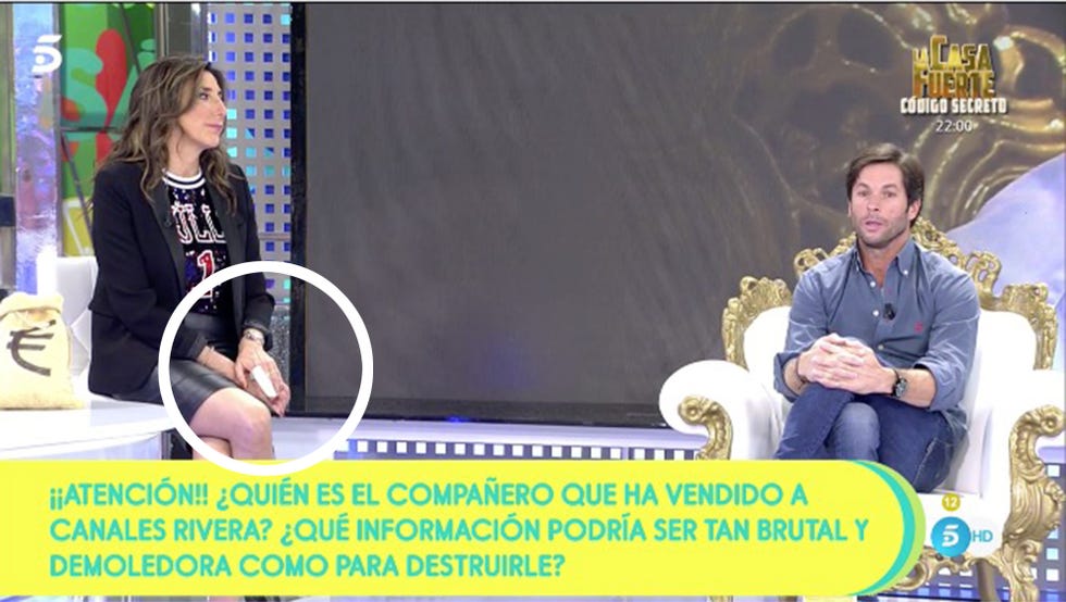 paz padilla, con el dedo vendado en sálvame tras su accidente doméstico con un cuchillo