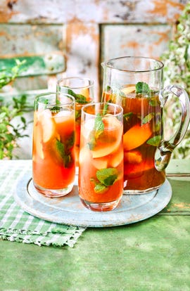 peach bourbon iced tea