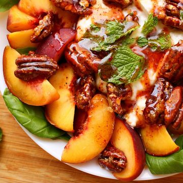 peach and burrata salad delishcom