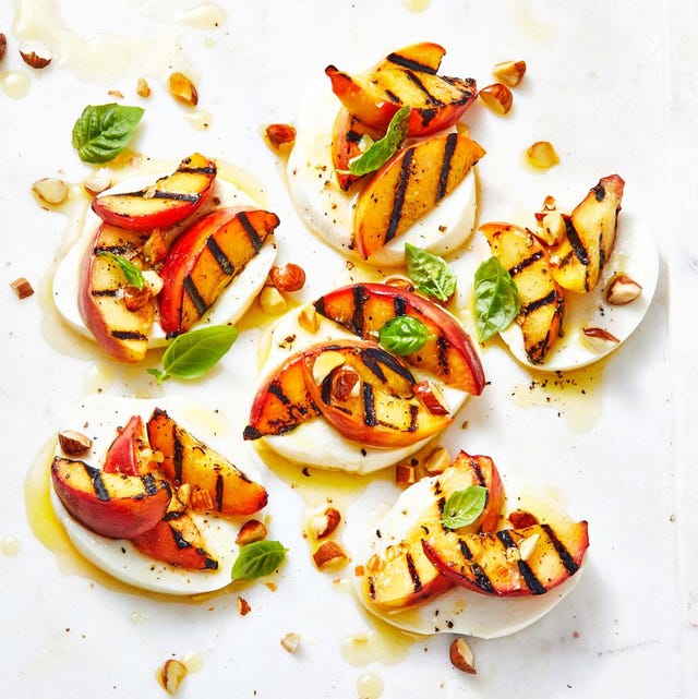 peach caprese salad