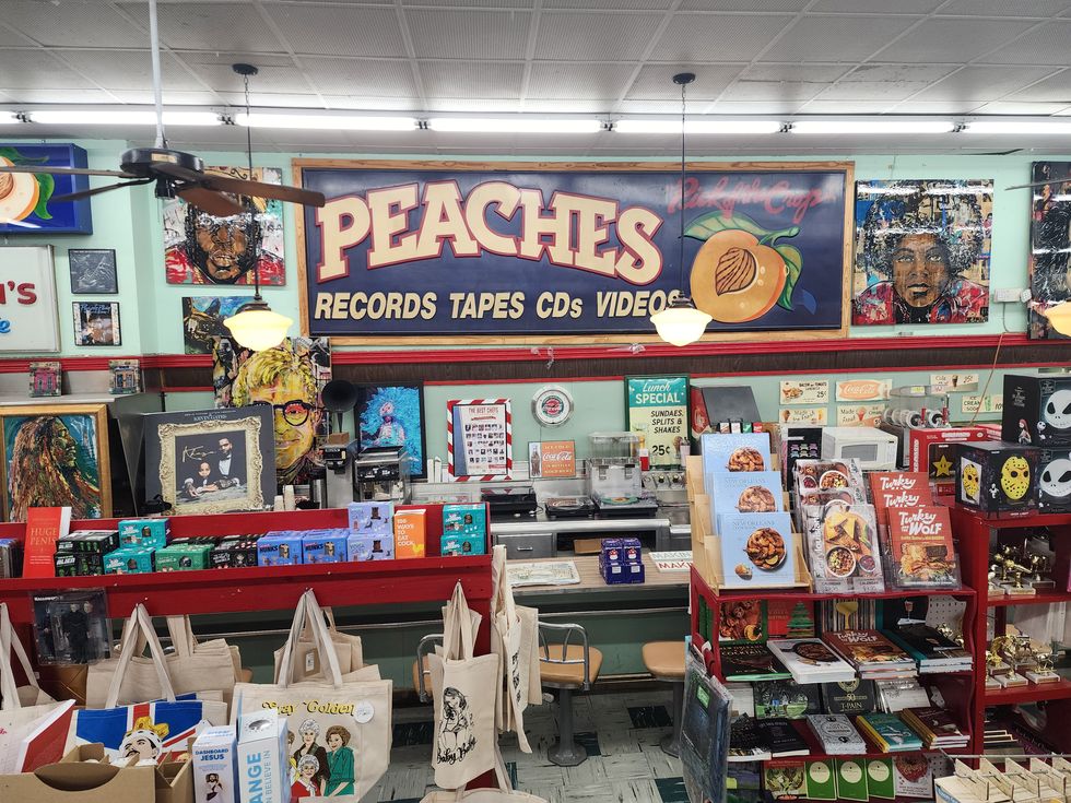peaches records