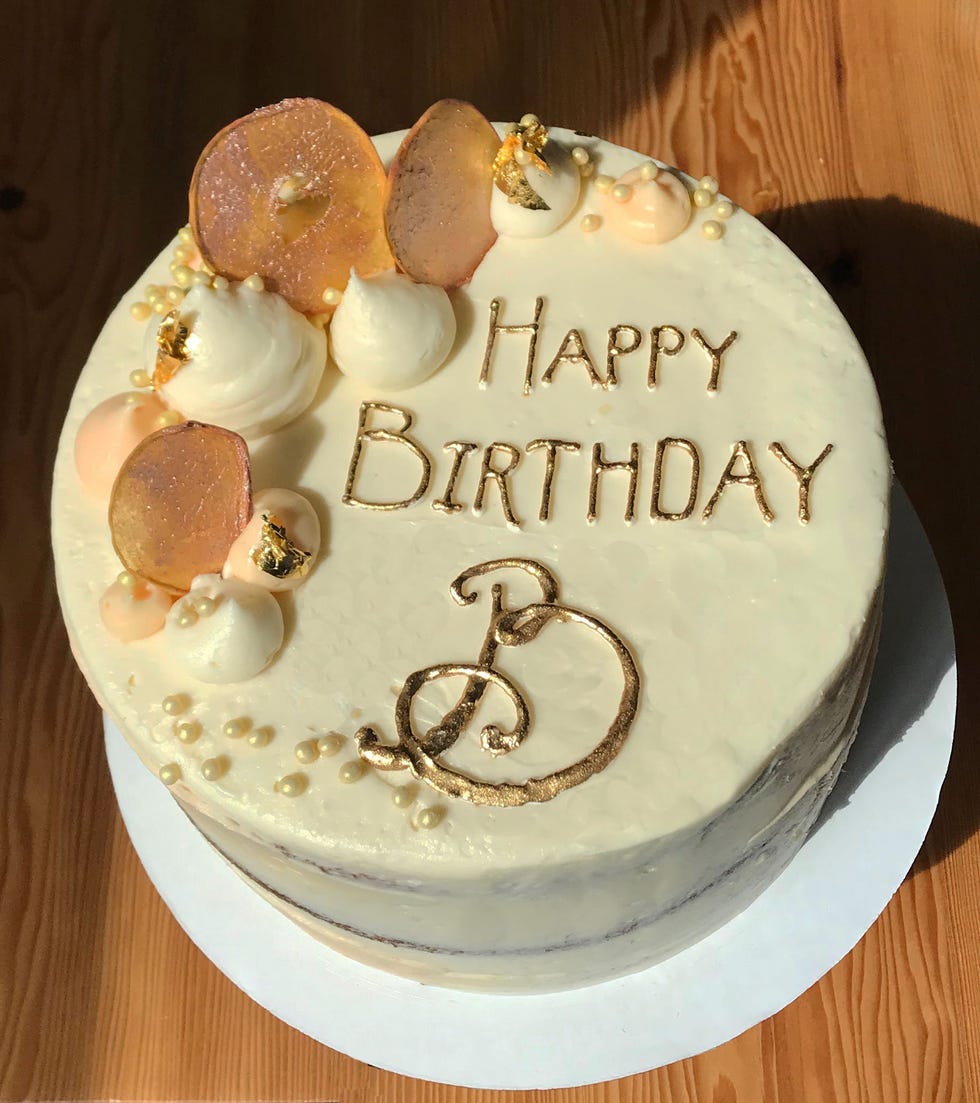 Cake, Buttercream, Torte, Sugar paste, Cake decorating, Food, Icing, Birthday cake, Dessert, Sugar cake, 