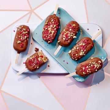 peanut butter and jelly ice cream lollies
