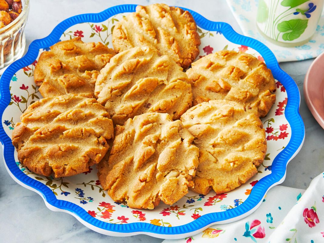 Easy Peanut Butter Cookies Recipe - How to Make Peanut Butter Cookies