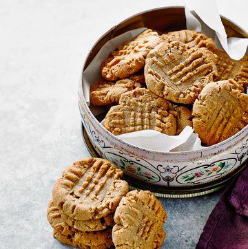 best biscuit and cookie recipes easy peanut butter cookies