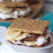 Peanut Butter Cup Banana S’mores 