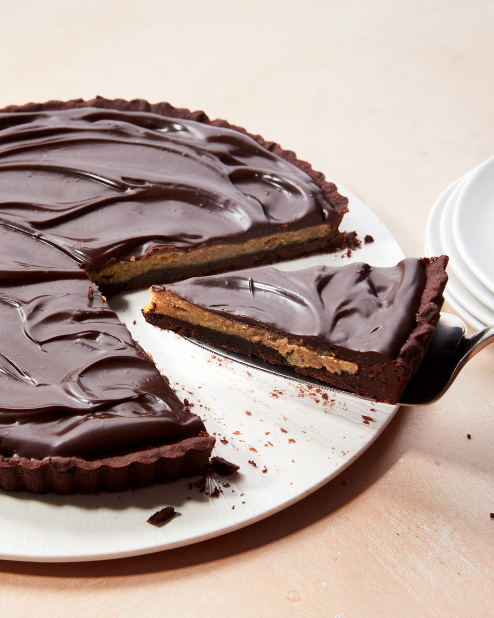pie with a chocolate base, peanut butter filling, and chocolate top