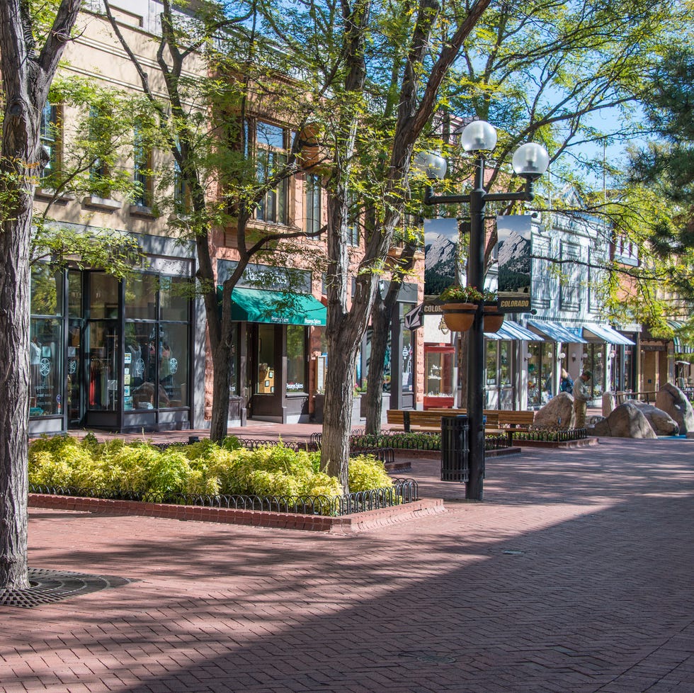 pearl street mall, downtown boulder