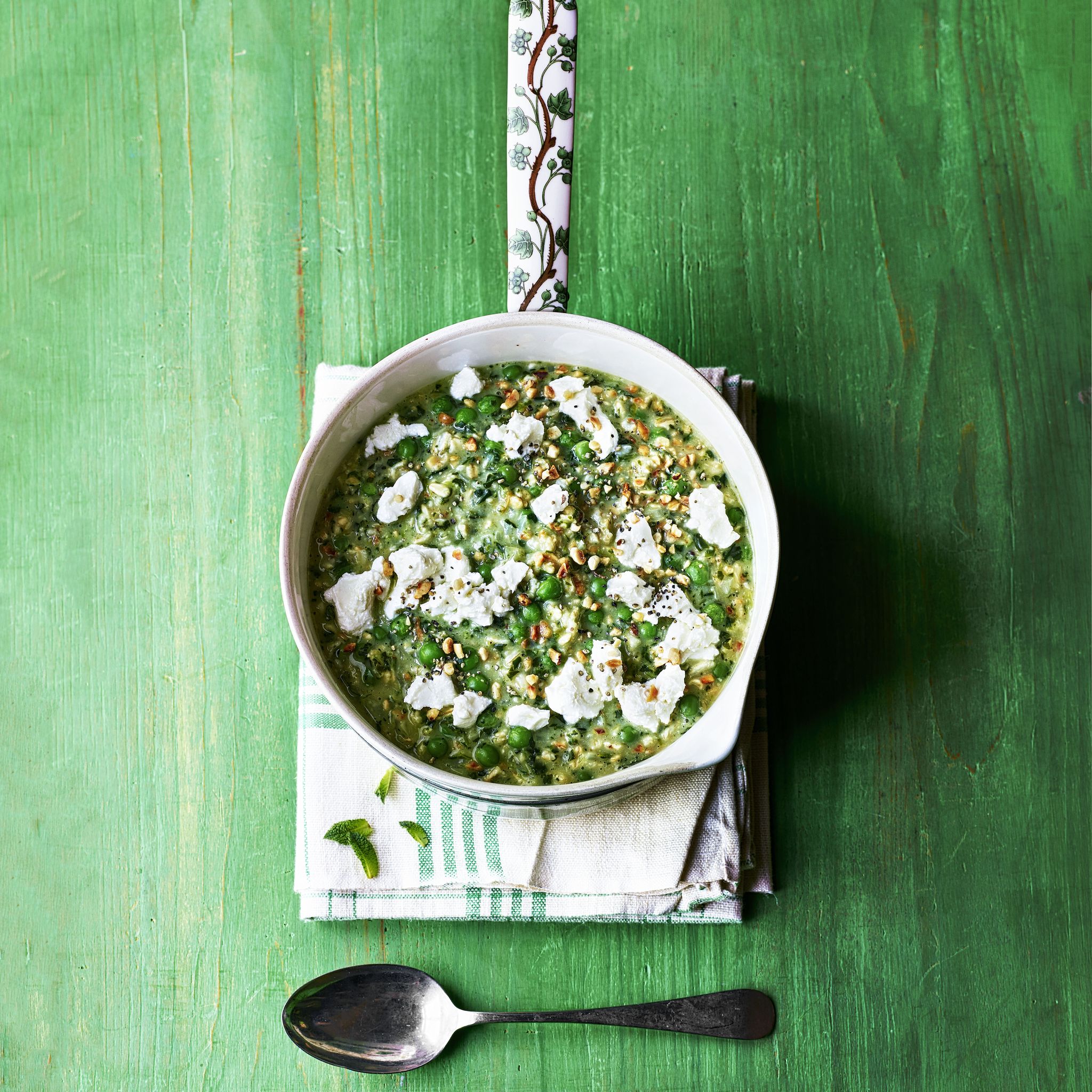 pea and spinach porridge