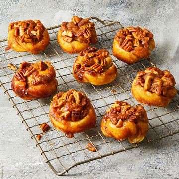 pecan sticky buns for thanksgiving breakfast