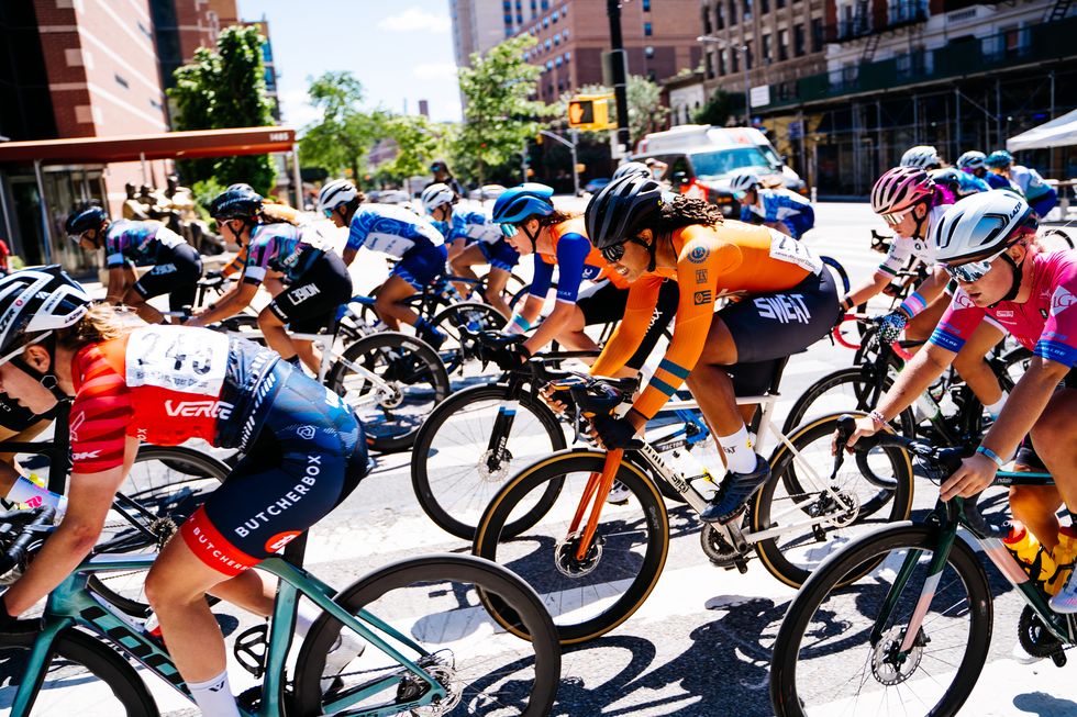 cyclists racing in harlem crit