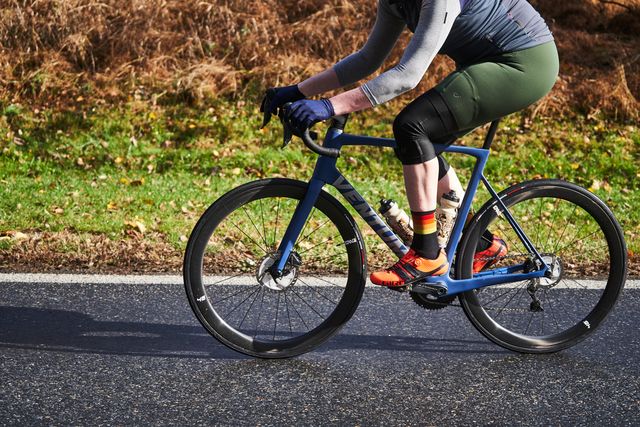 Cycling Workouts: The 4 Best Cycling Workouts for the Off-Season