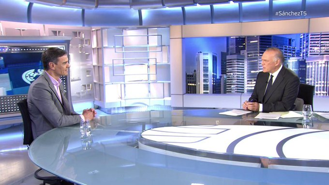 luján argüelles presenta 'vaya vacaciones'