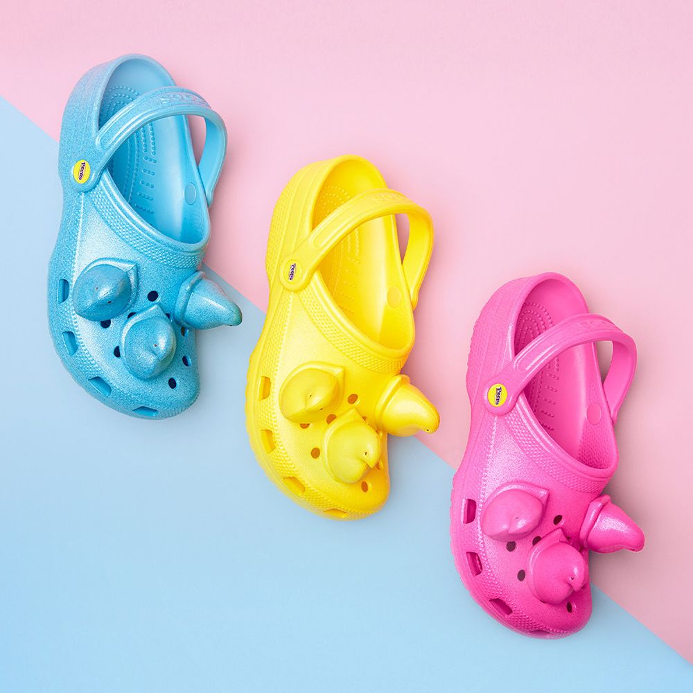 Footwear, Shoe, Yellow, Pink, Slipper, Font, Jelly shoes, Sandal, Child, Toddler, 