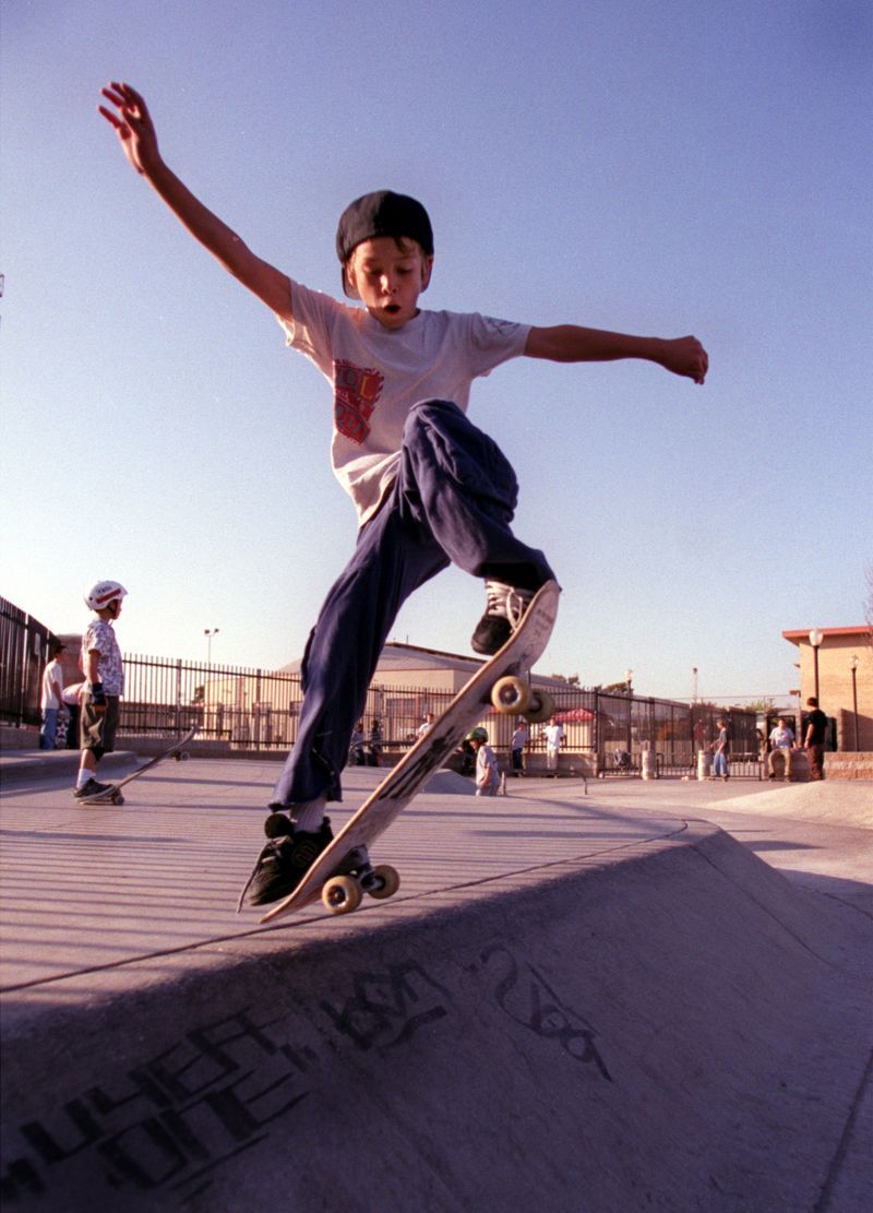 14 Cool Shots from Skate Parks Around World