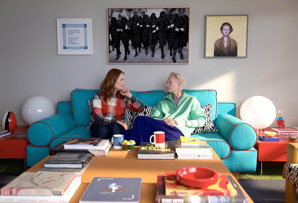 la película de pedro almodóvar 'la habitación de al lado' se rodó en una casa de diseño de la sierra de madrid