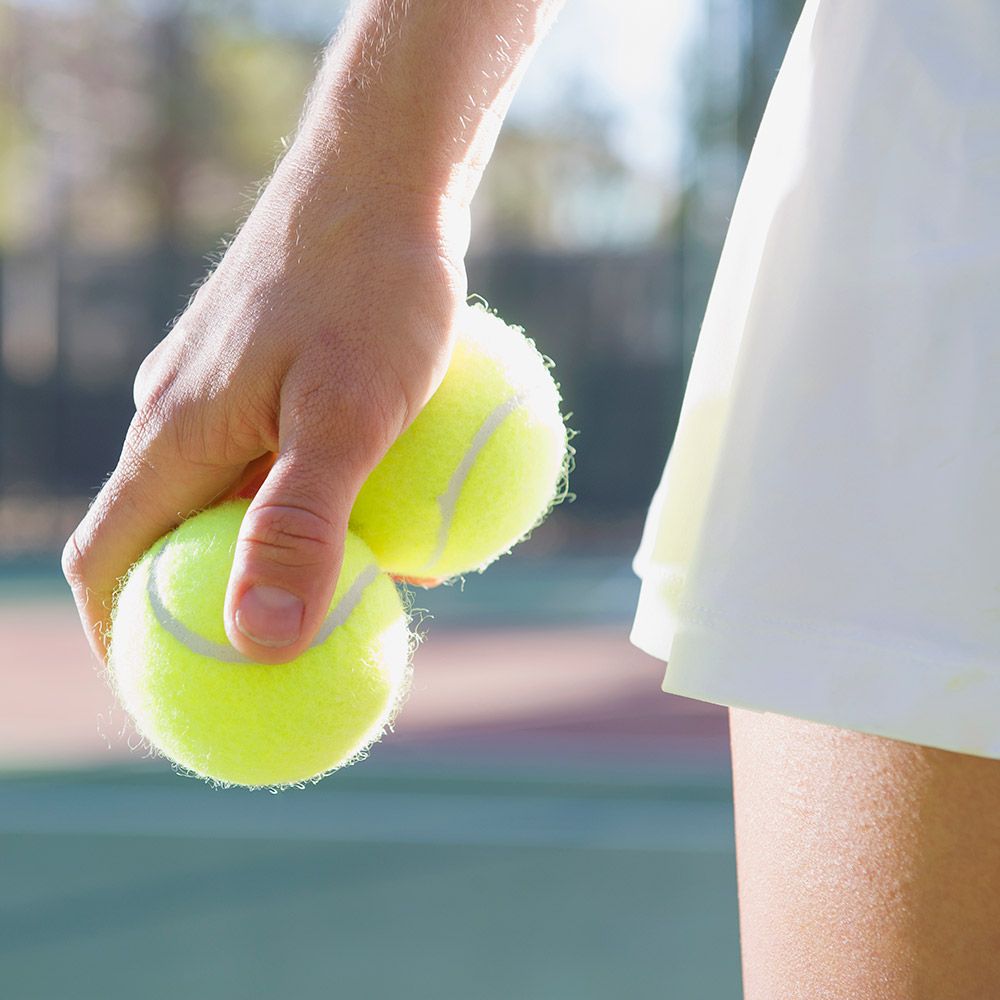 Cómo adelgazar con una pelota de tenis según el método Kaoru
