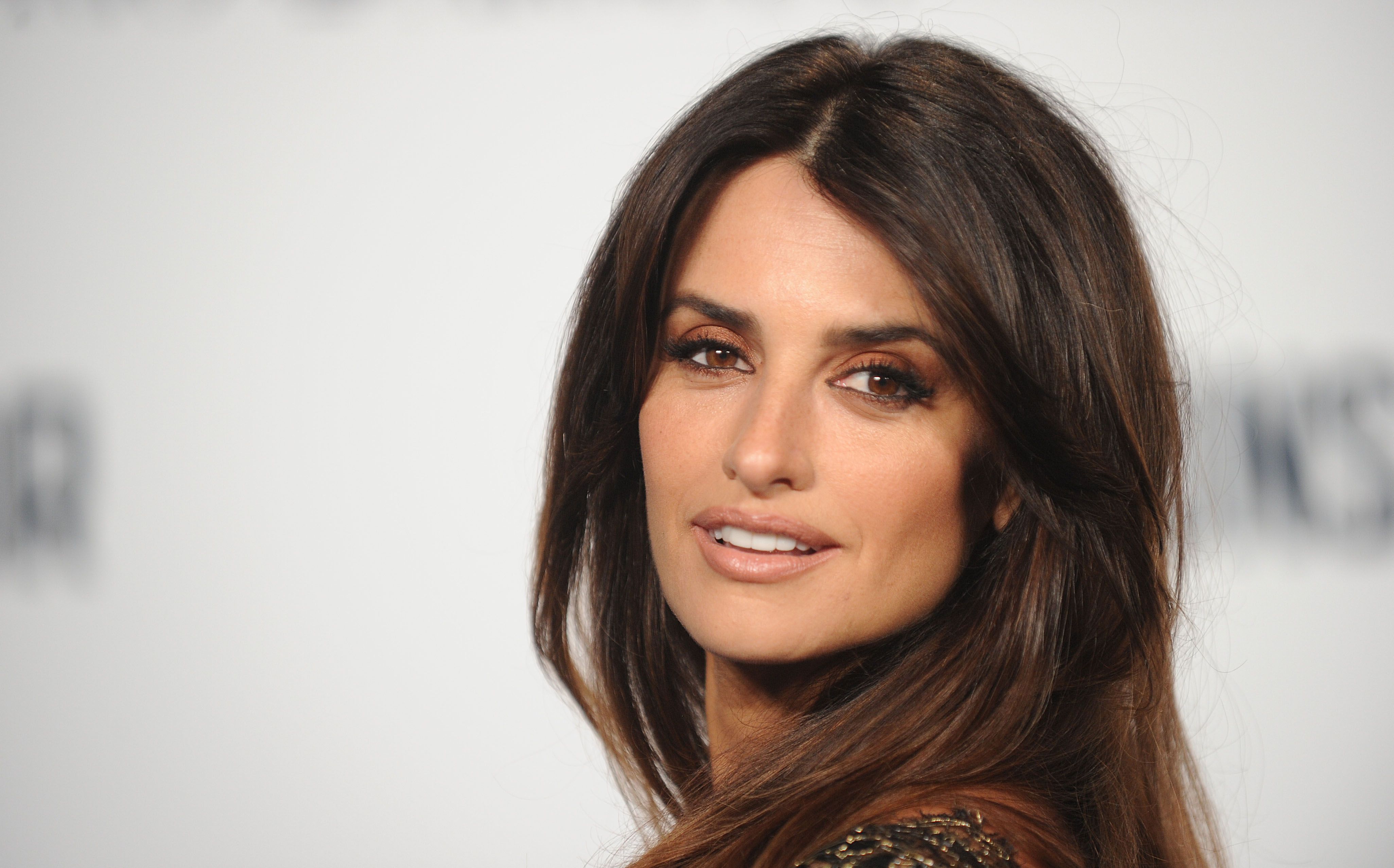 Taglio capelli Inverno 2021, con frangia come Penelope Cruz è top