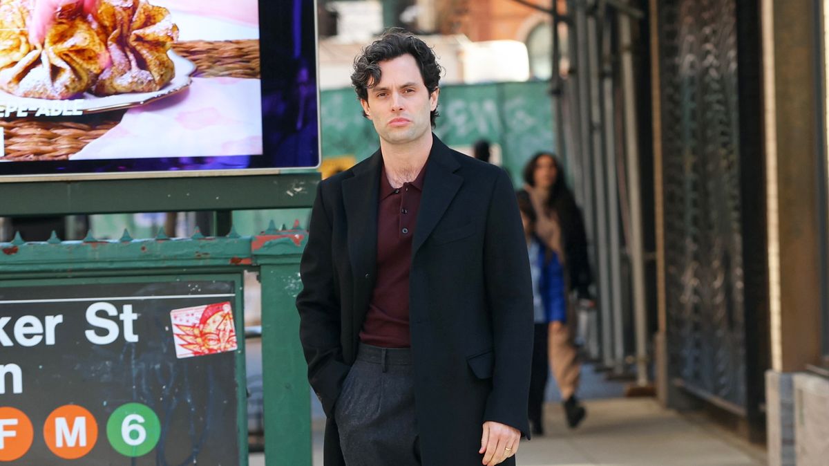 preview for You Season 4's Penn Badgley on the trials of filming underwater