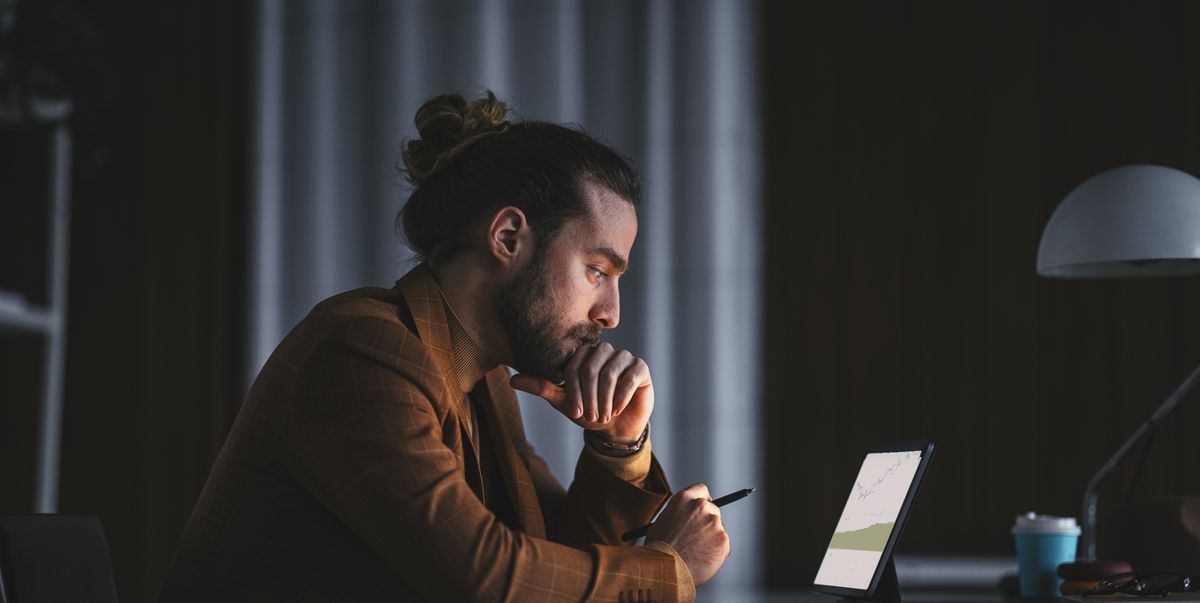 Your Work Habits Could Be Ruining Your Sleep, Finds New Study
