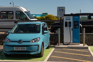 Why Is the UK Already Pushing Back Its 2030 EV Goals?