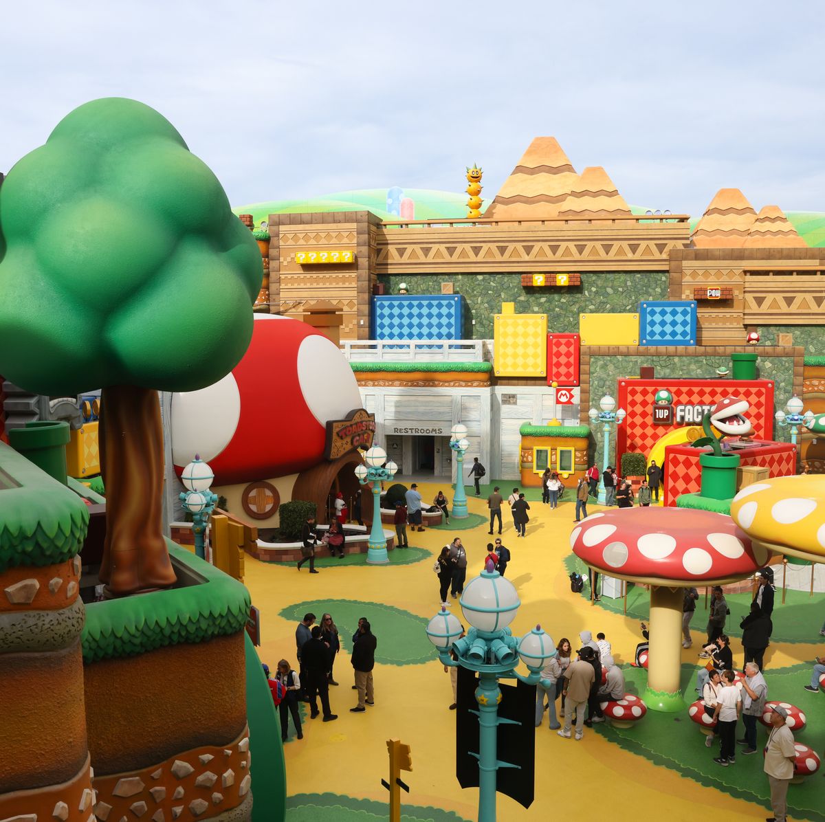 There's a big difference between merchandise and theme park attraction  rights