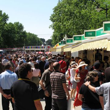 people in the madrid book fair, 2011