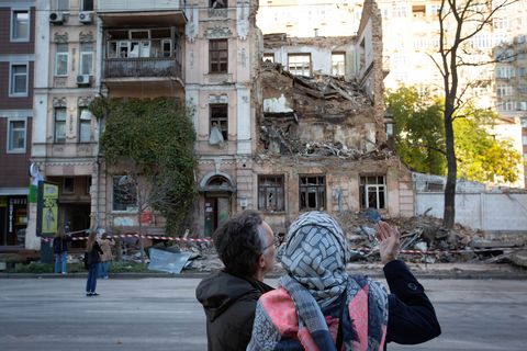 residential building destroyed in kyiv ukraine