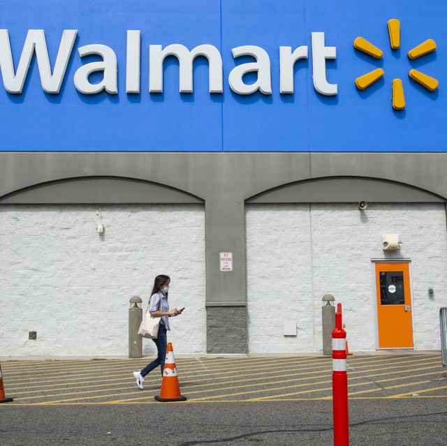 Walmart Partners With FedEx to Let Customers Make Free Returns From Home