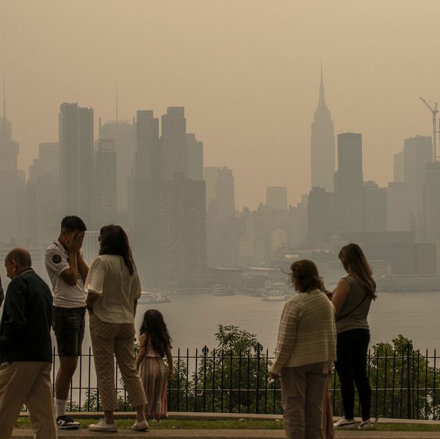 smoke from canadian wildfires blows south creating hazy conditions on large swath of eastern us