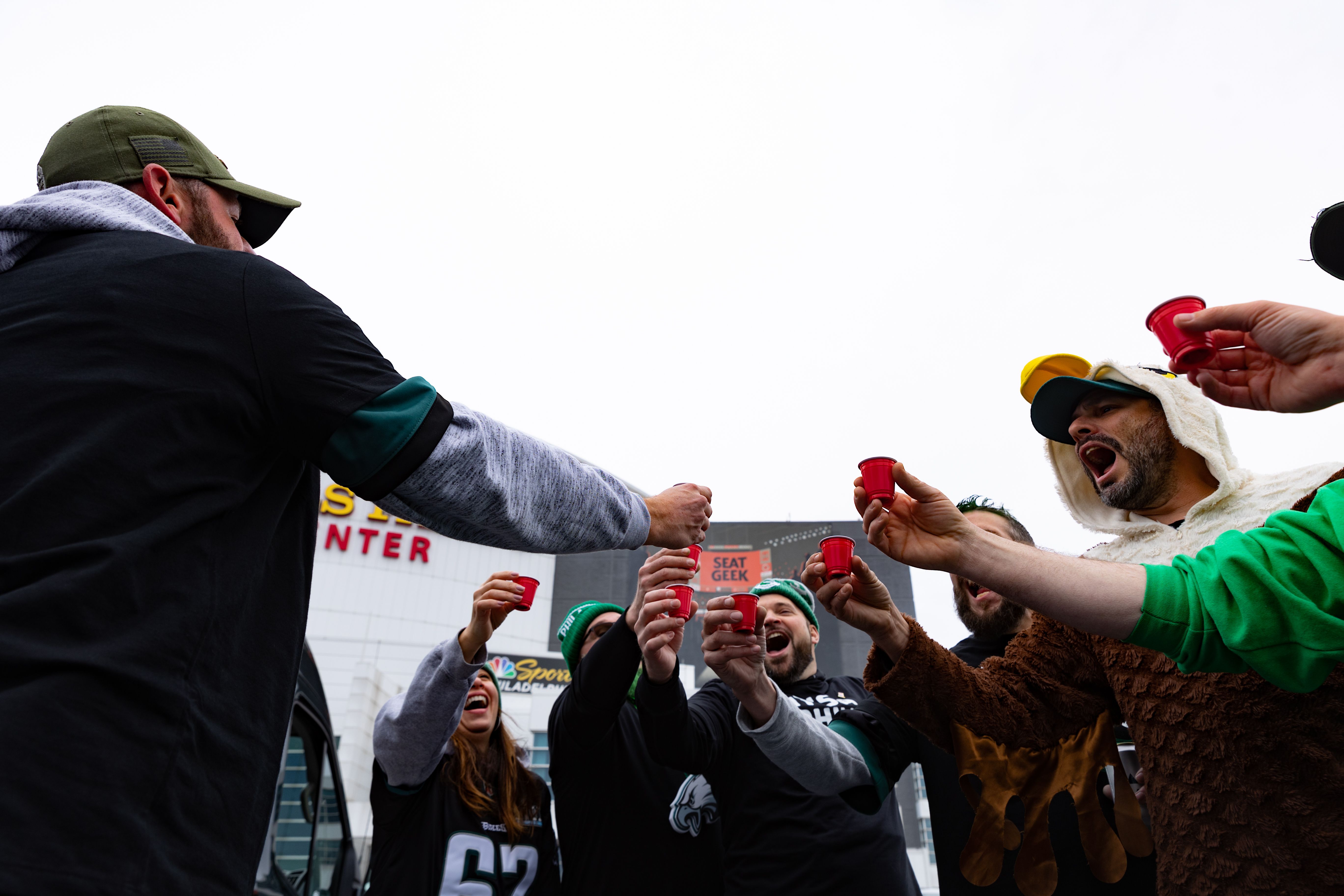 17 Photos Of Eagles Fans Tailgating Like No Other