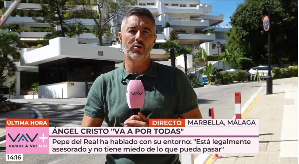 pepe del real habla con angel cristo tras la publicacion de las fotos de barbara rey con el rey juan carlos