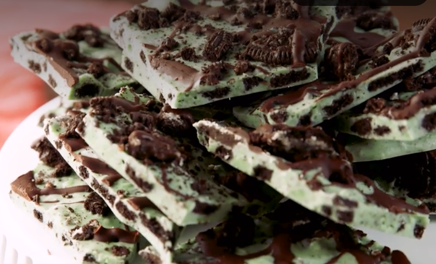 preview for This Oreo Peppermint Bark Is EVERYTHING