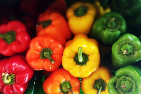 Natural foods, Pimiento, Local food, Bell pepper, Vegetable, Whole food, Food, Red bell pepper, Bell peppers and chili peppers, Vegan nutrition, 