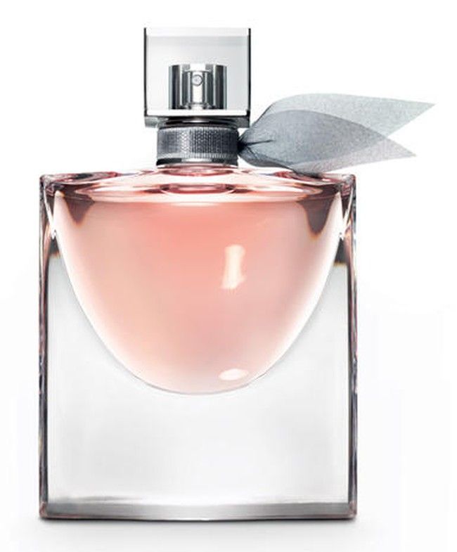 Perfume, Product, Glass bottle, Cosmetics, Water, Fluid, Spray, Liquid, Bottle, Flask, 