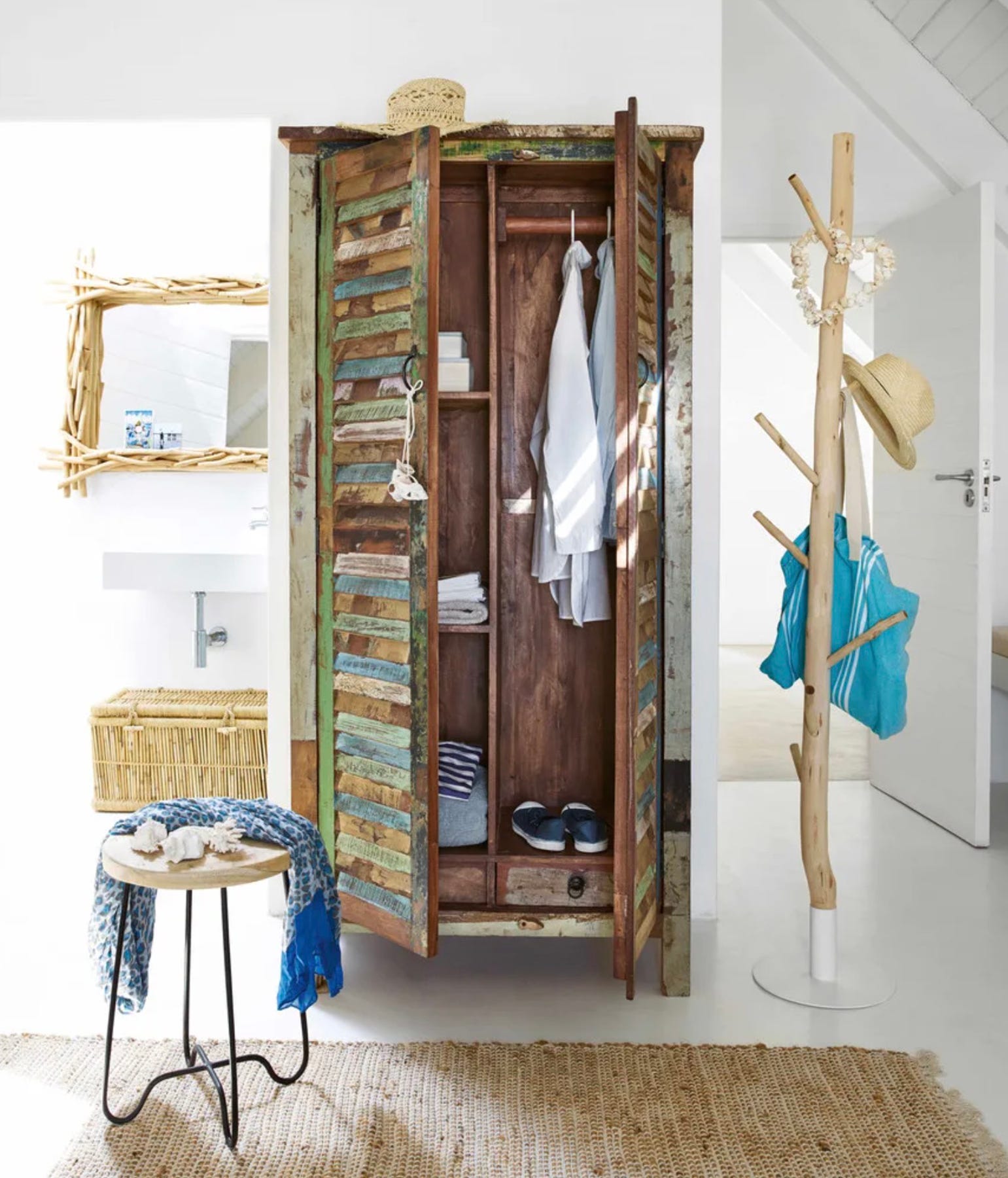 ideas diy cómo decorar con ramas perchero