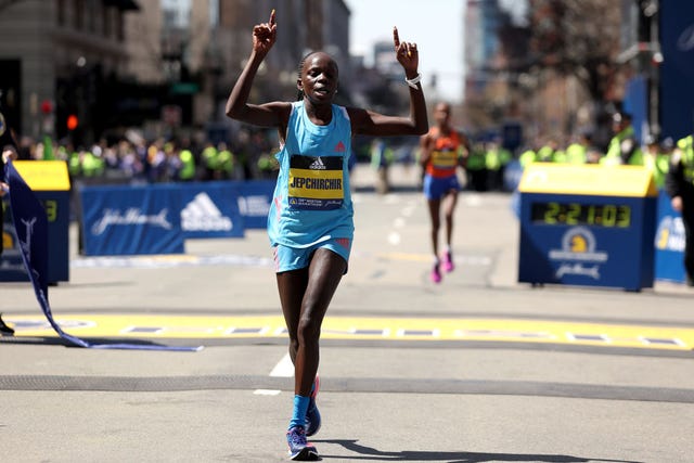 peres jepchirchir gana el maratón de boston