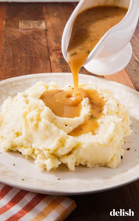 perfect gravy with mashed potatoes