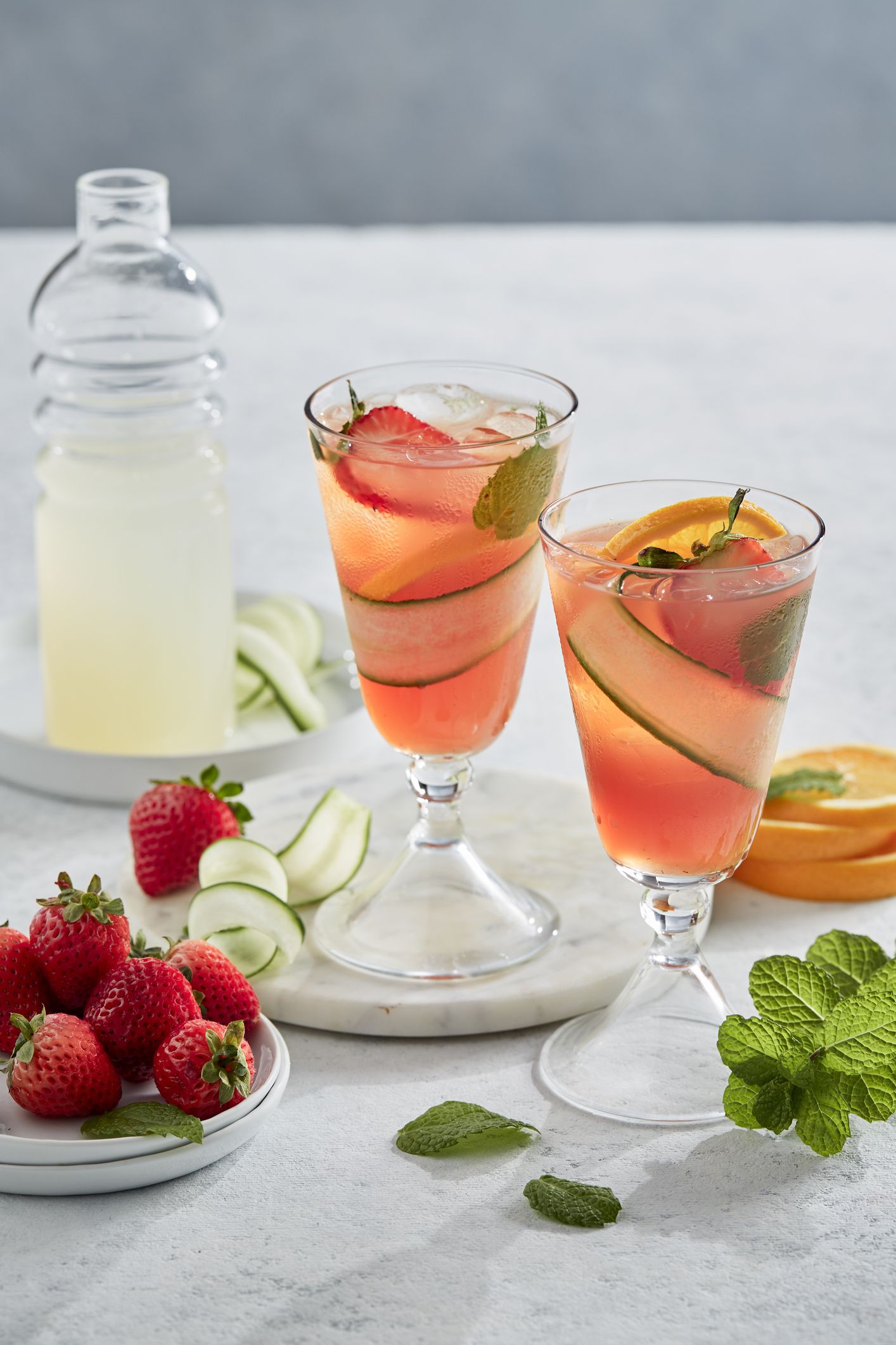 An Easy Classic English Pimm's and Lemonade Recipe