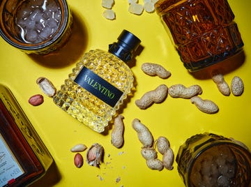 perfume hombre born in roma yellow dream uomo de valentino