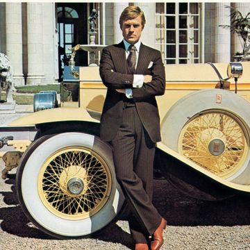 robert redford leaning against luxurious car in a scene from the film the great gatsby, 1974 photo by paramountgetty images