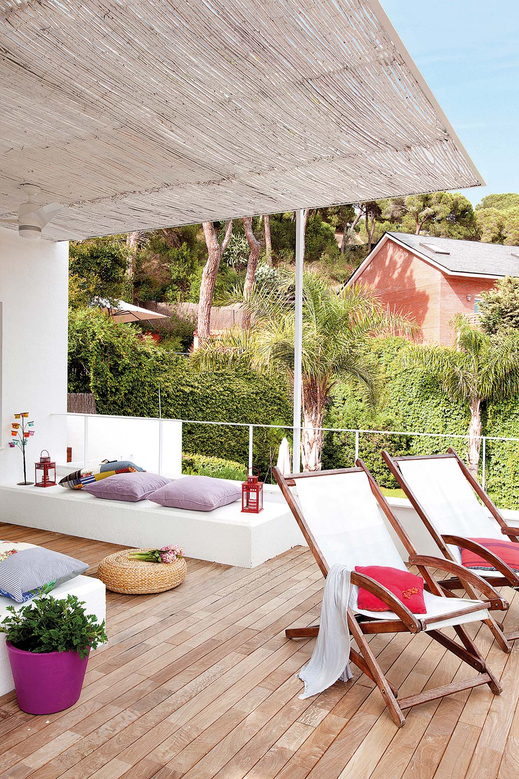Terraza pequeña: Muebles de IKEA