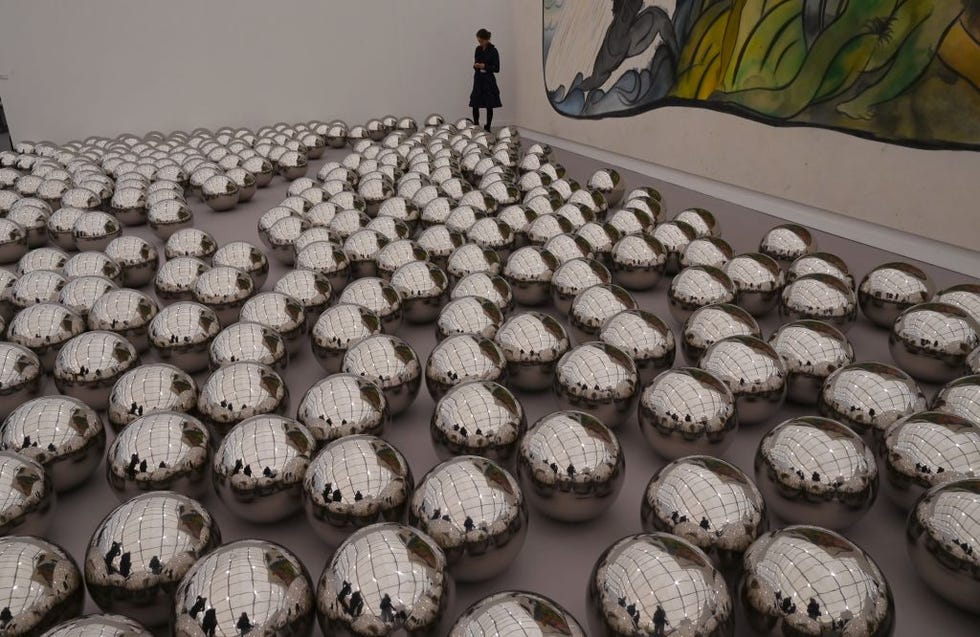 Las 30 obras de arte más famosas de la artista Yayoi Kusama